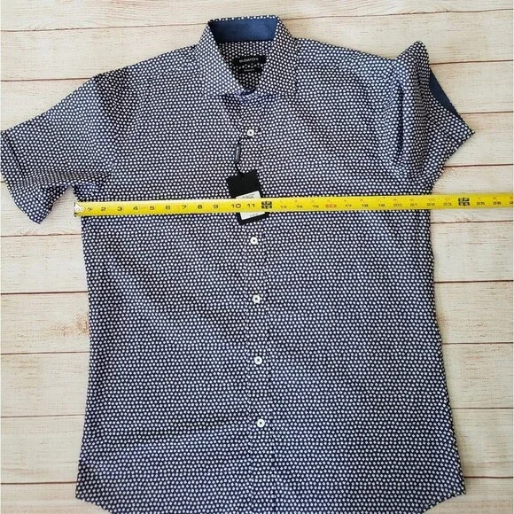 Bugatchi Short Sleeve Button Front Shirt Men's Size Medium Navy Blue Red White